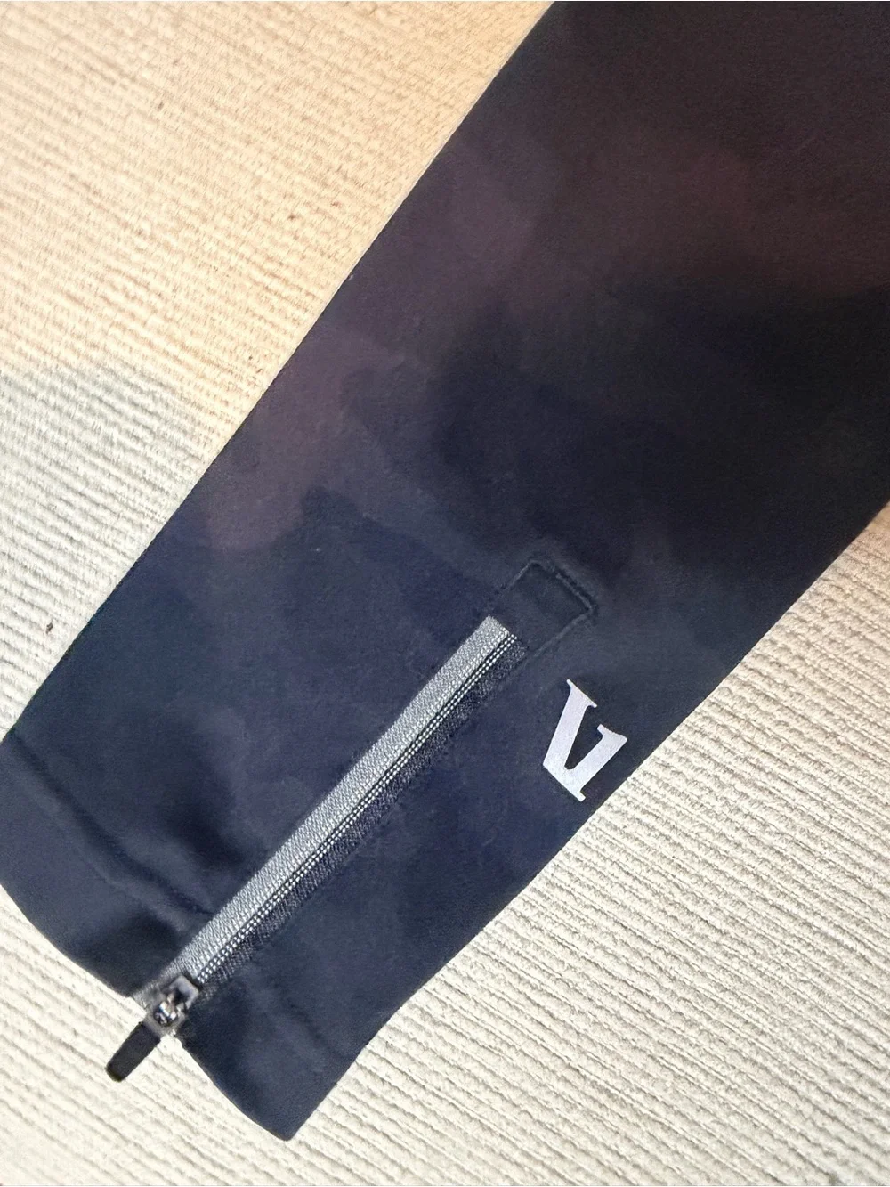 Vuori Mens Limitless Compression Legging Black Camo